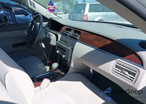 2009 Buick Lacrosse Cx z USA, uszkodzony, nr VIN 2G4WC582291127558